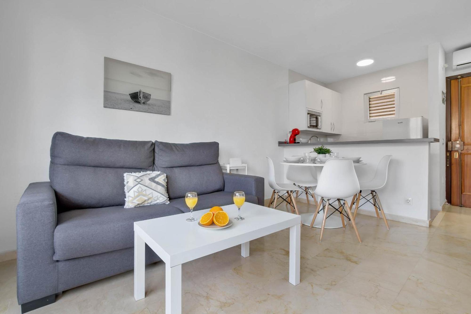 Appartamento Vistamarina B 210 By Ivi Real Estate Torremolinos Esterno foto